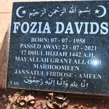 DAVIDS Fozia 1958-2021