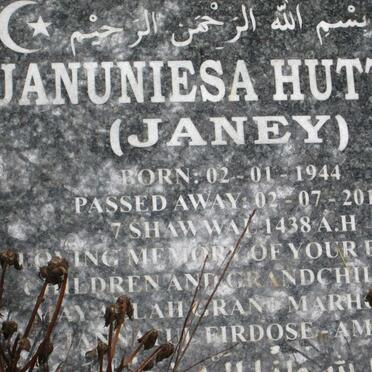 HUTTUS Januniesa 1944-2017