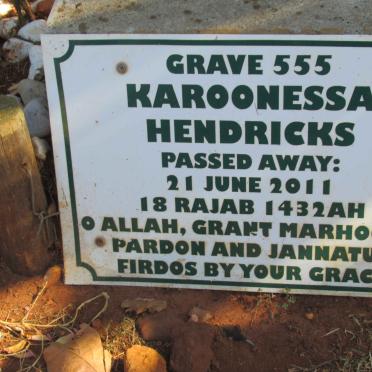 HENDRICKS Karoonessa -2011