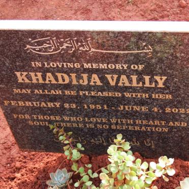 VALLY Khadija 1951-2022