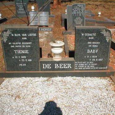 BEER Tienie, de 1928-1991 &amp; Baby 1934-1997
