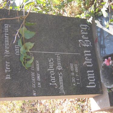 BERG Jacobus Johannes Daniel, van den 1912-1963 &amp; M.E. 1909-2003