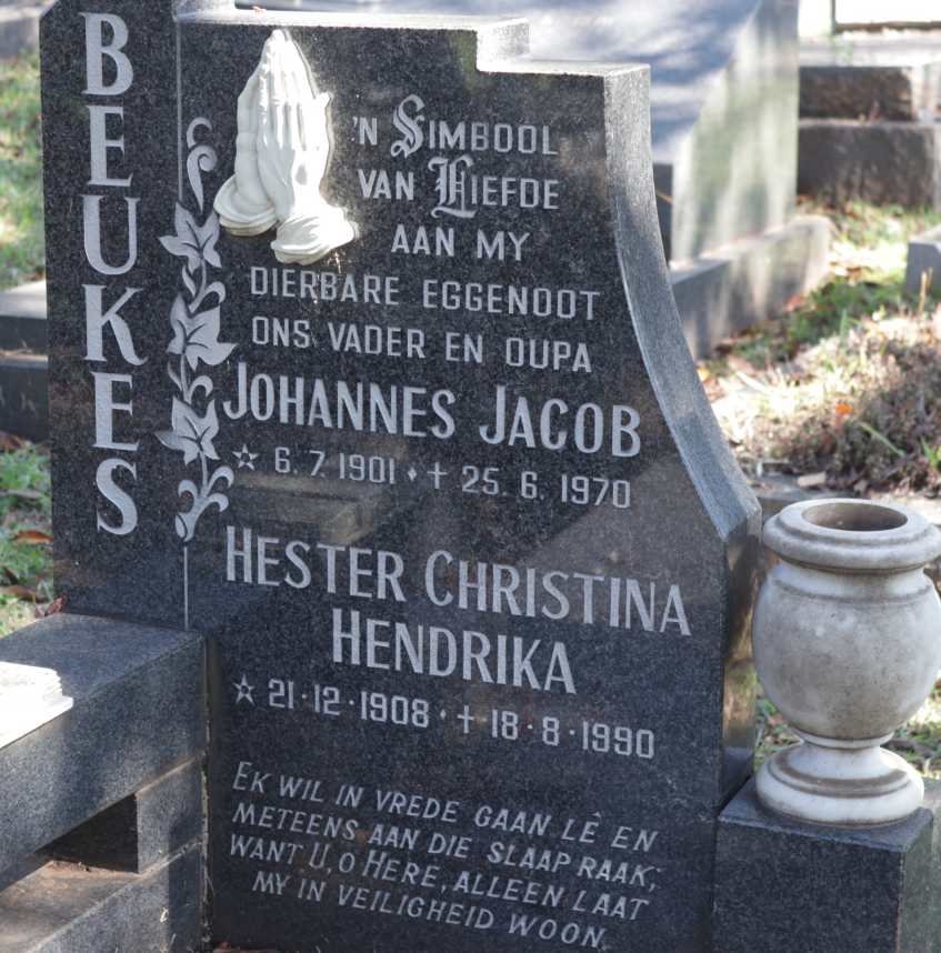 BEUKES Johannes Jacob 1901-1970 &amp; Hester Christina Hendrika 1908-1990