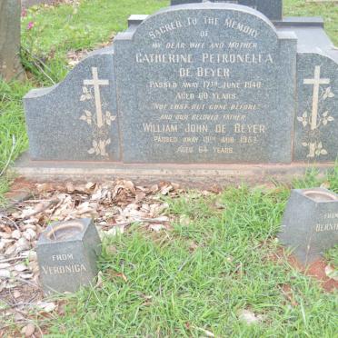 BEYER William John, de -1957 &amp; Catherine Petronella -1948