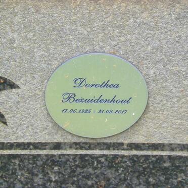 BEZUIDENHOUT Dorothea 1925-2017