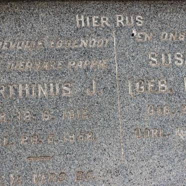 BOOYSEN Marthinus J. 1912-1958 &amp; Susara J. HENNOP 1916-1995