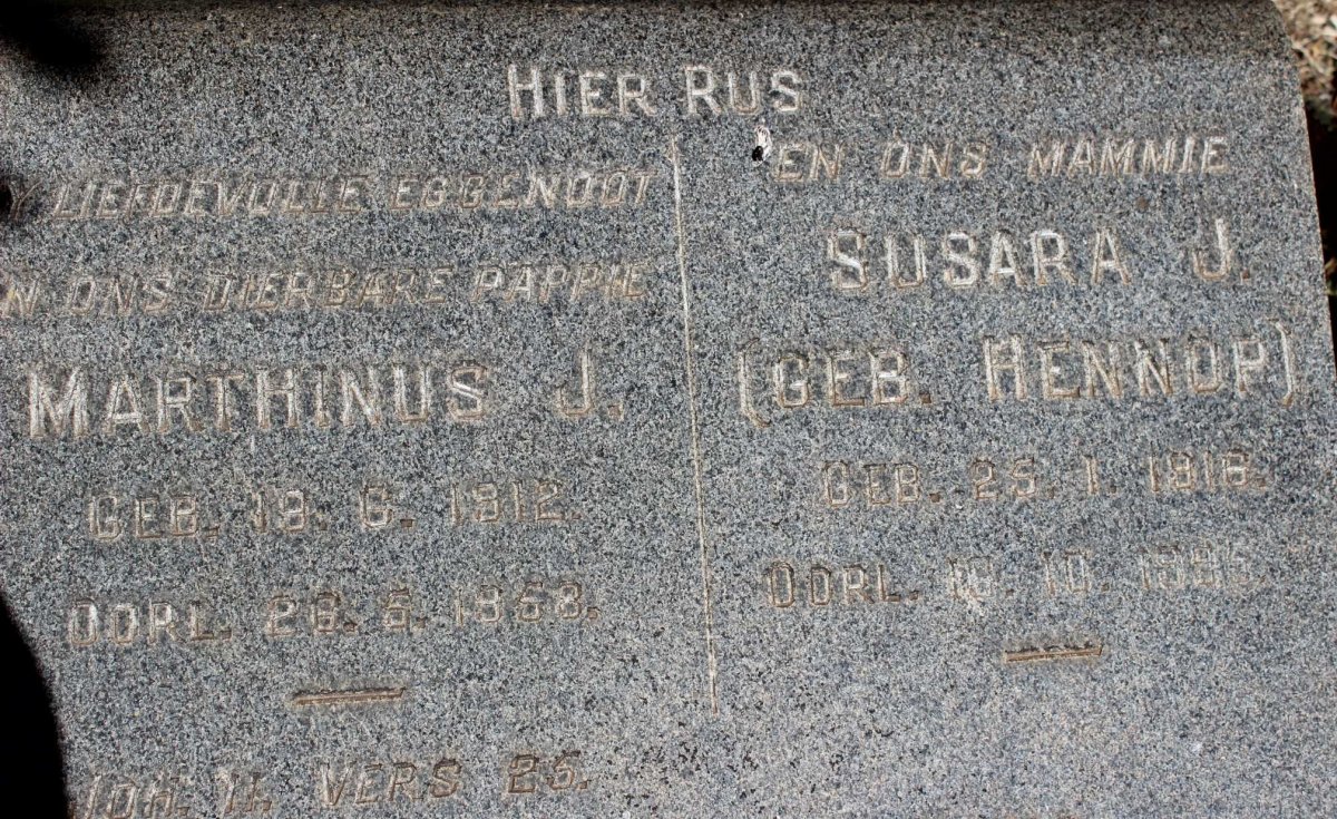 BOOYSEN Marthinus J. 1912-1958 & Susara J. HENNOP 1916-1995