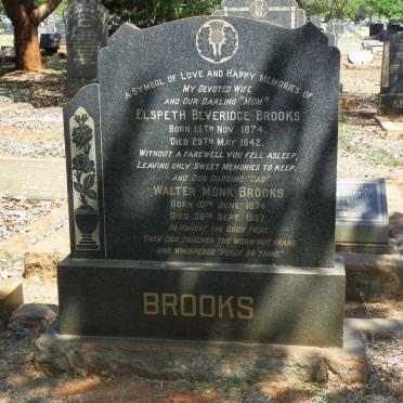 BROOKS Walter Monk 1874-1957 &amp; Elspeth Beveridge 1874-1942