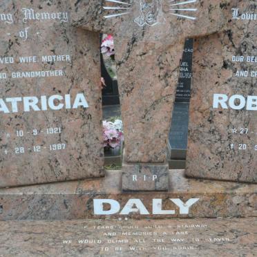 DALY Robert 1920-2002 &amp; Patricia 1921-1987