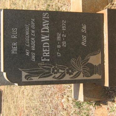 DAVIS Fred W. 1912-1972