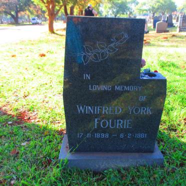 FOURIE Winifred York 1898-1981