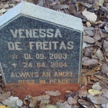 FREITAS Venessa, de 2003-2004