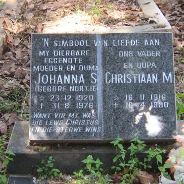 HEEVER Christiaan M., van der 1916-1990 &amp; Johanna S. NORTJE 1920-1976