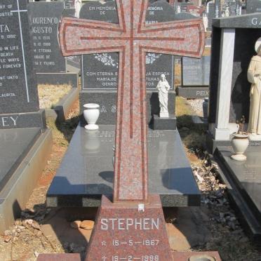 LOGIE Stephen 1967-1988