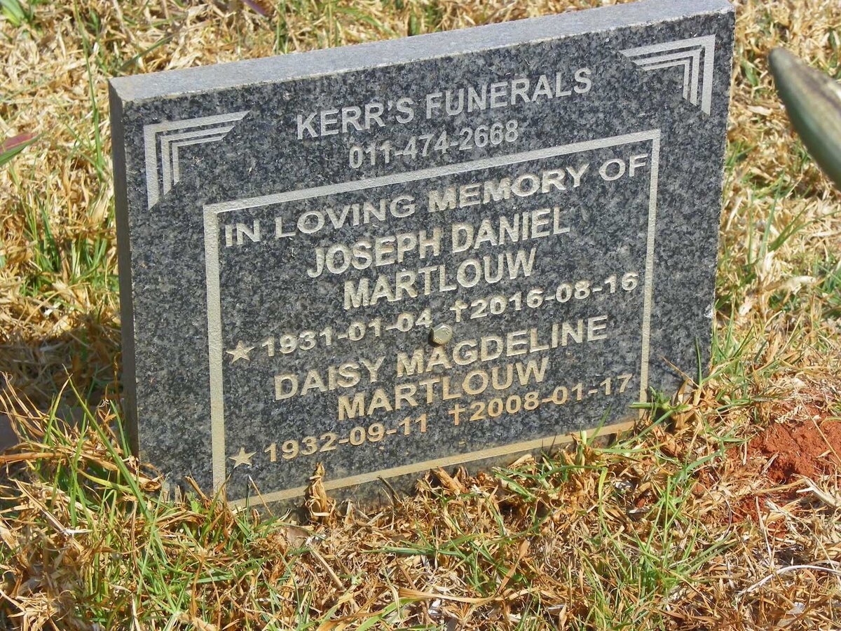 MARTLOUW Joseph Daniel 1931-2016 &amp; Daisy Magdeline 1932-2008