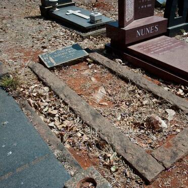 MOORE Laurence 1901-1958