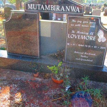 MUTAMBIRANWA Lovemore 1944-2011