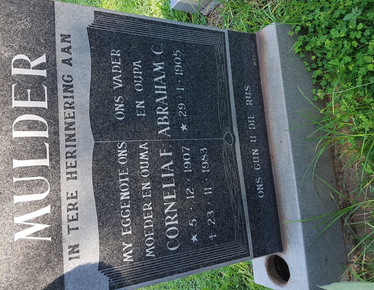 MULDER Abraham C. 1905- &amp; Cornelia F. 1907-1983