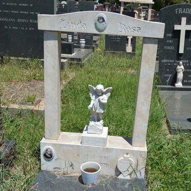 PEREIRA Cracinda 1905-1980 :: PEREIRA Linda Rosa 1968-1975