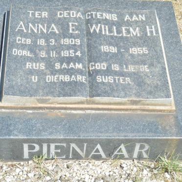PIENAAR Willem H. 1891-1955 &amp; Anna E. 1909-1954