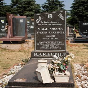 RAKEEPILE Nomathamsanqa Evelyn 1922-2004