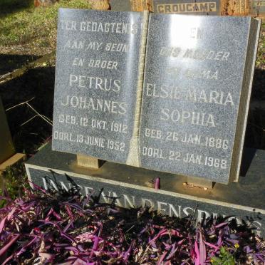 RENSBURG Petrus Johannes, Janse van 1912-1952 &amp; Elsie Maria Sophia 1886-1968