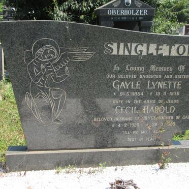 SINGLETON Cecil Harold 1926-19?8 :: SINGLETON Gayle Lynette 1954-1976