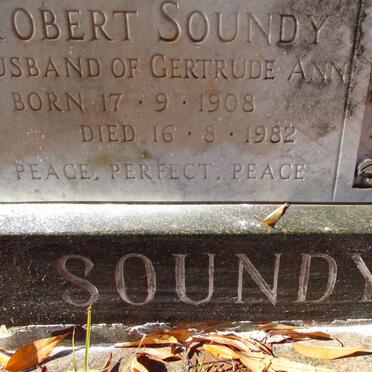 SOUNDY Robert 1908-1982 &amp; Gertrude Ann 1912-1962