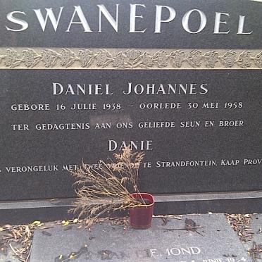 SWANEPOEL Daniel Johannes 1938-1958