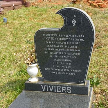 VIVIERS Lynette 1945-2003