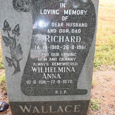 WALLACE Richard 1910-1961 &amp; Wilhelmina Anna 1911-1970