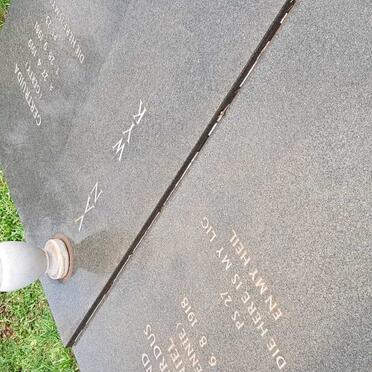 WYK Barend Gerhardus Daniel, van 1918 &amp; Gertruida 1919-1981