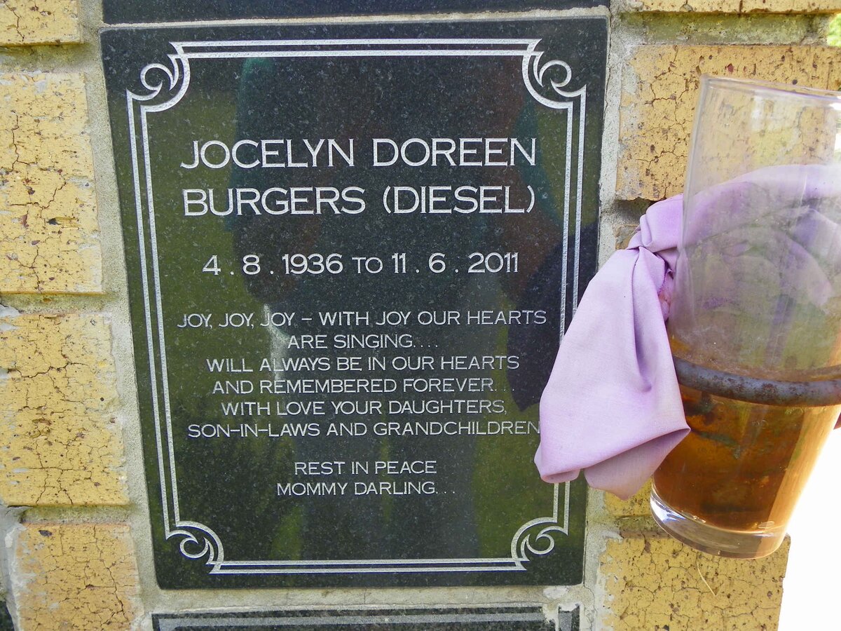 BURGERS Jocelyn Doreen nee DIESEL 1936-2011
