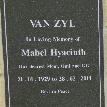 ZYL Mabel Hyacinth, van 1929-2014