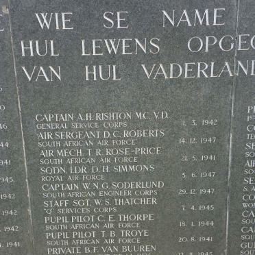 08. Memorial wall