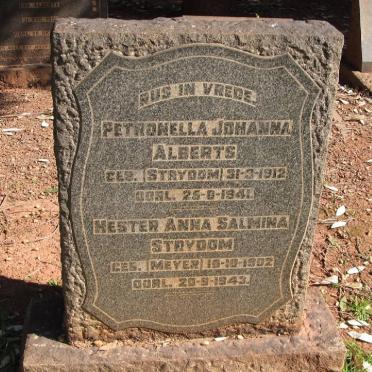 ALBERTS Petronella Johanna nee STRYDOM 1912-1941 :: STRYDOM Hester Anna Salmina nee MEYER 1902-1943