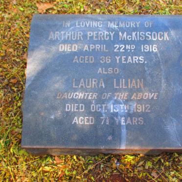MCKISSOCK Arthur Percy -1916 :: MCKISSOCK Laura Lilian -1912