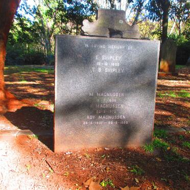 SHIPLEY E. -1902 :: SHIPLEY T.B. :: MAGNUSSEN M. - 1958 :: MAGNUSSEN H. - 1970 :: MAGNUSSEN Roy 1937-1988