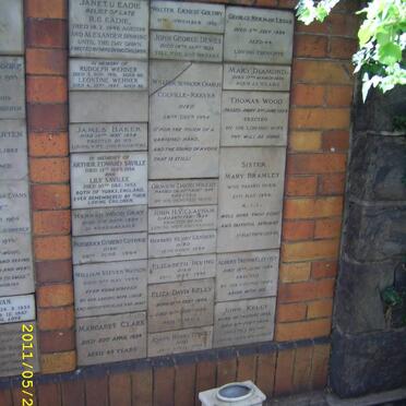 028 Memorial wall