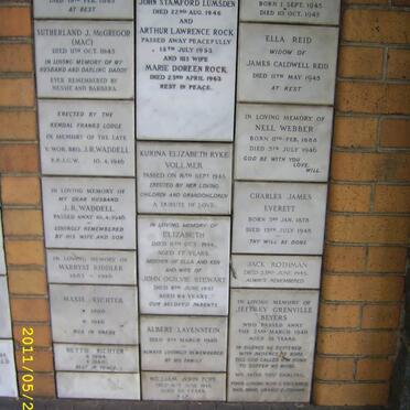 037 Memorial wall