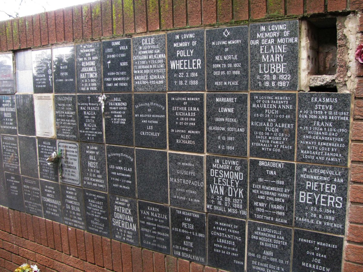 169 Memorial wall