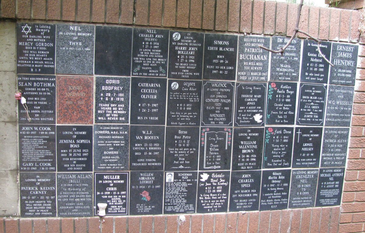 158 Memorial wall