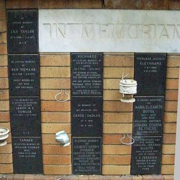 147 Memorial wall 