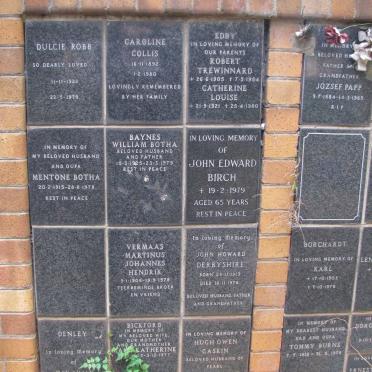 121 Memorial wall 