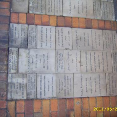 027 Memorial wall