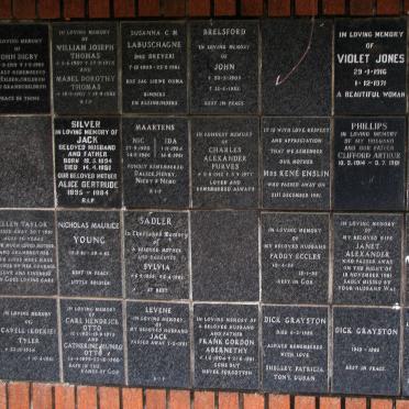 097 Memorial wall 