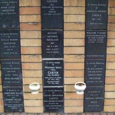 141 Memorial wall 