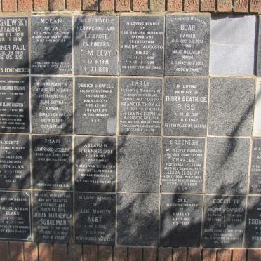 171 Memorial wall 