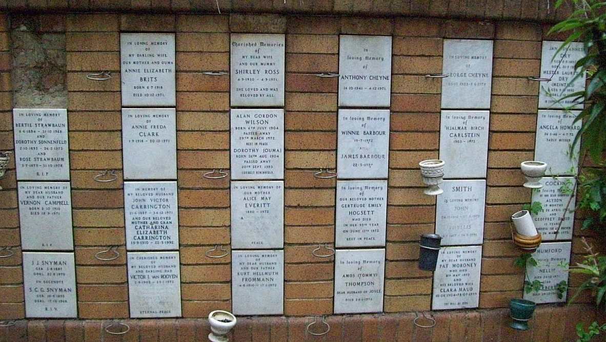 131 Memorial wall
