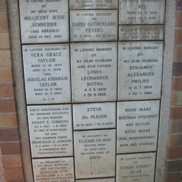 125 Memorial wall 